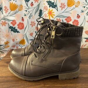 Women Combat Riding Boots Low Heel Lace Up Side Zipper Ankle Boots Size 9 Brown